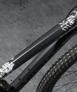 DyedBro Ride Or Die Rammefolie Hvid – Mat